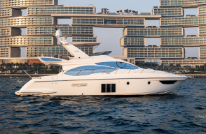 Voyager Elite Motif 60 Yacht