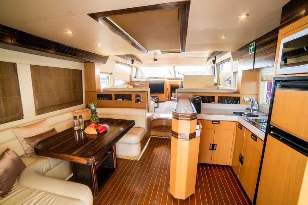 Explorer Goldeon Glimmer 60 Yacht — photo 11