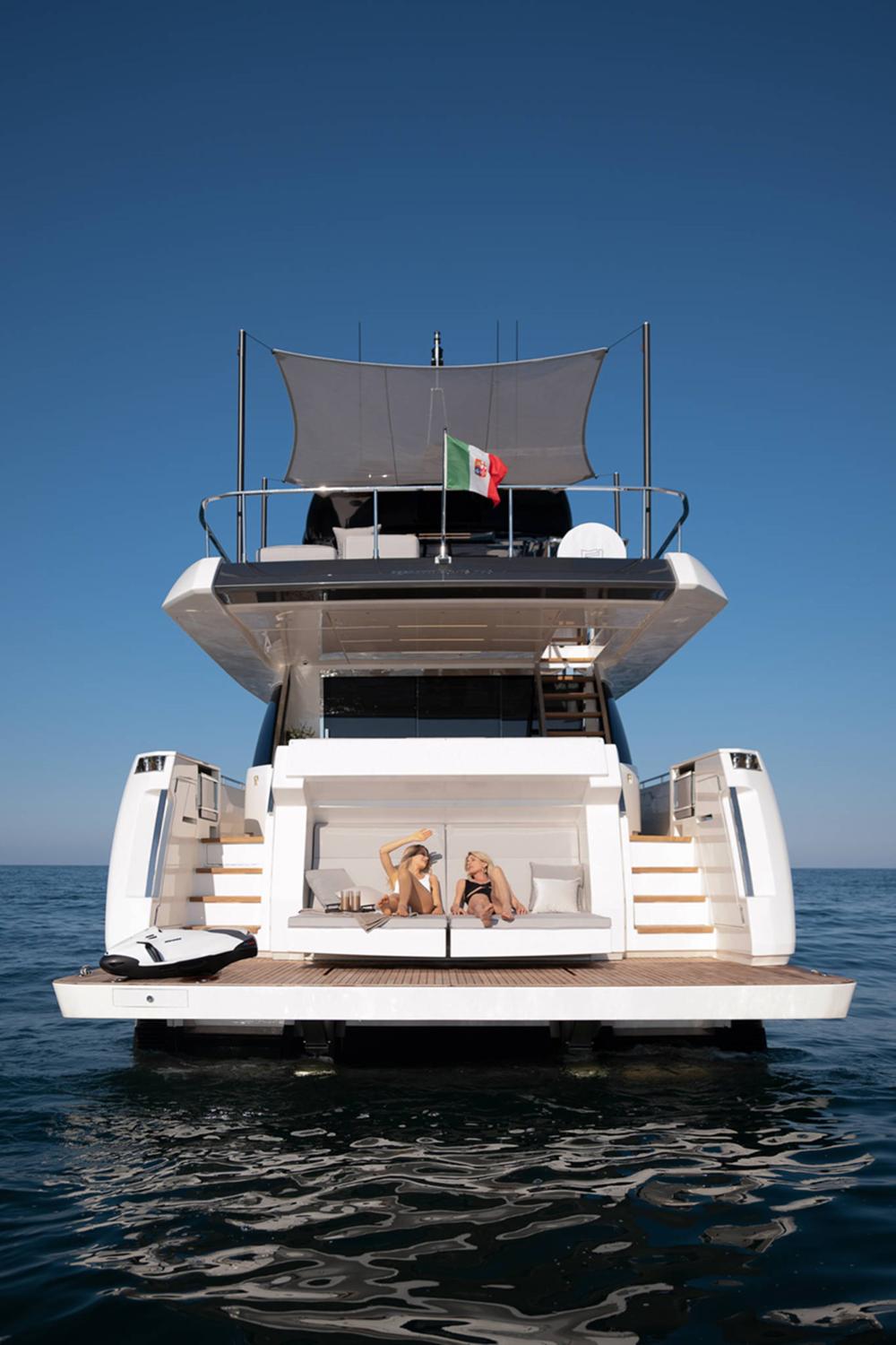 Celestial Majesty Windseeker 85 Yacht — photo 6
