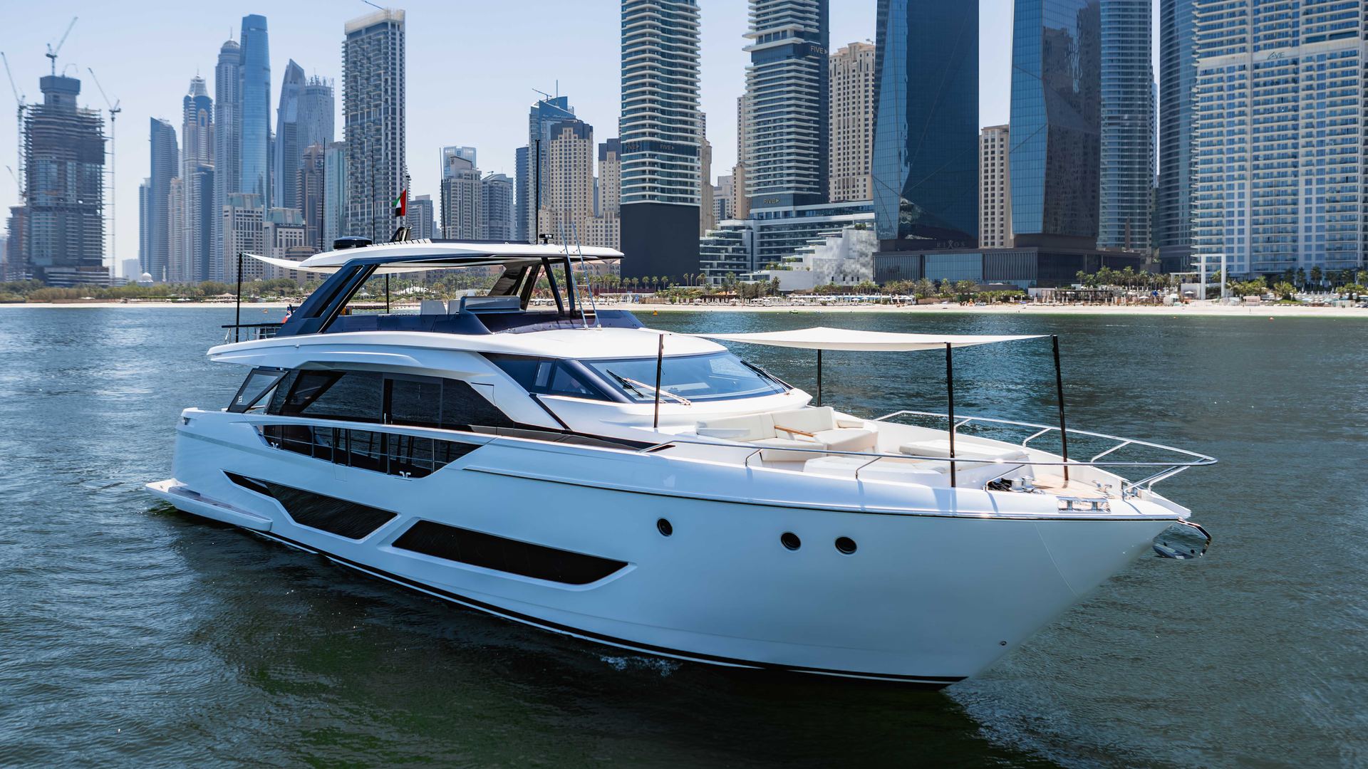 Celestial Majesty Verona 95 Yacht — photo 4