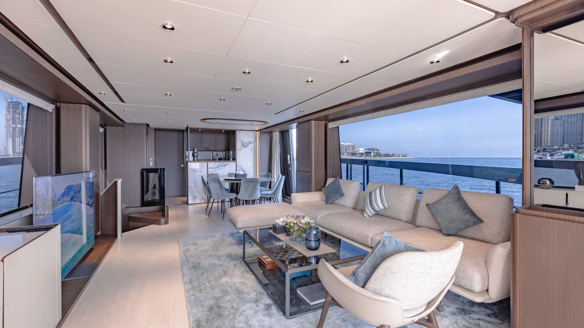 Celestial Majesty Verona 95 Yacht — photo 11