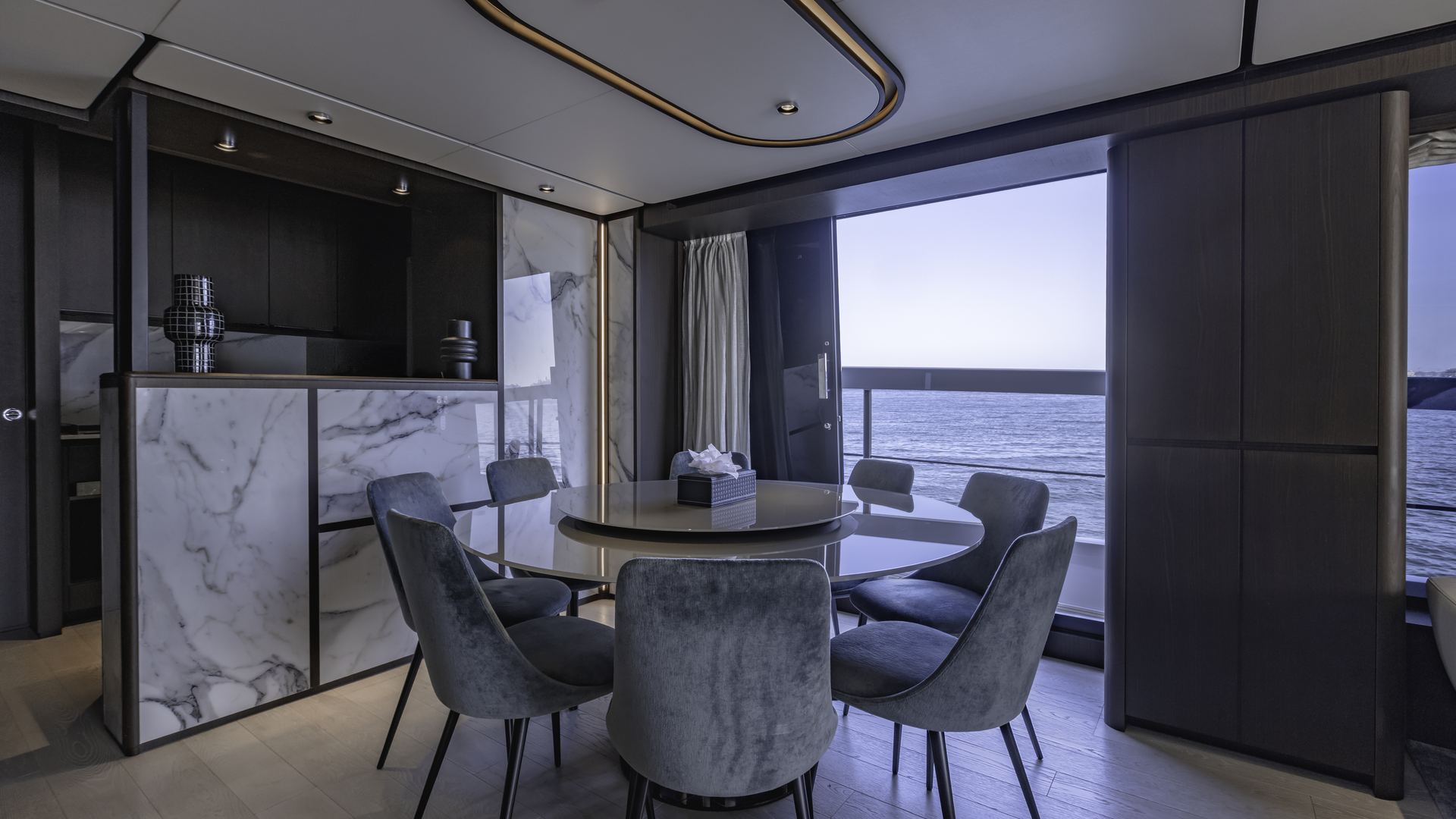 Celestial Majesty Verona 95 Yacht — photo 12