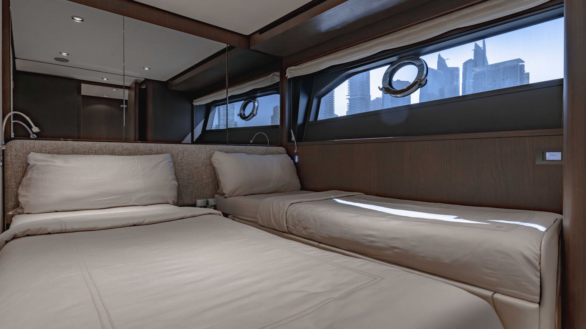 Celestial Majesty Verona 95 Yacht — photo 17