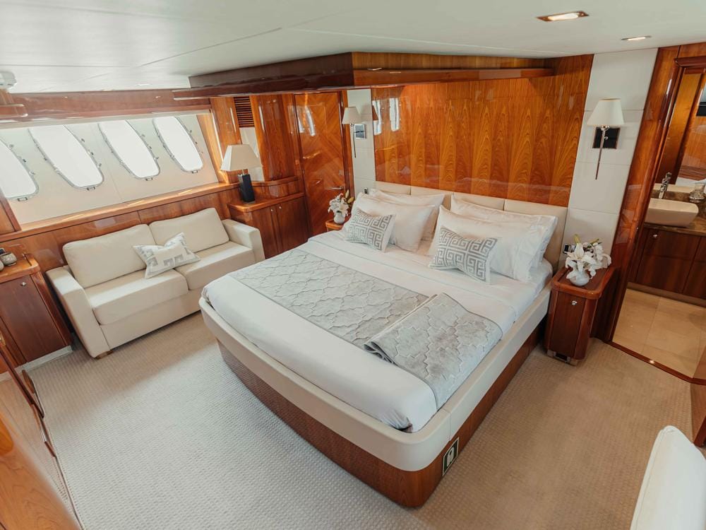 Celestial Majesty Majesty 100 Yacht — photo 14
