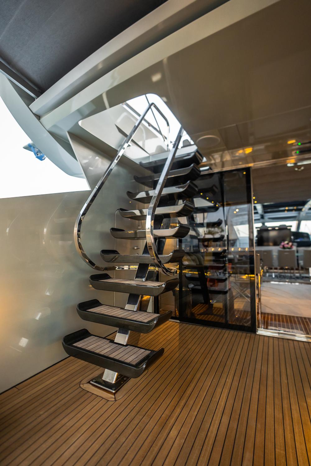 Celestial Majesty Mirage 125 Yacht — photo 18