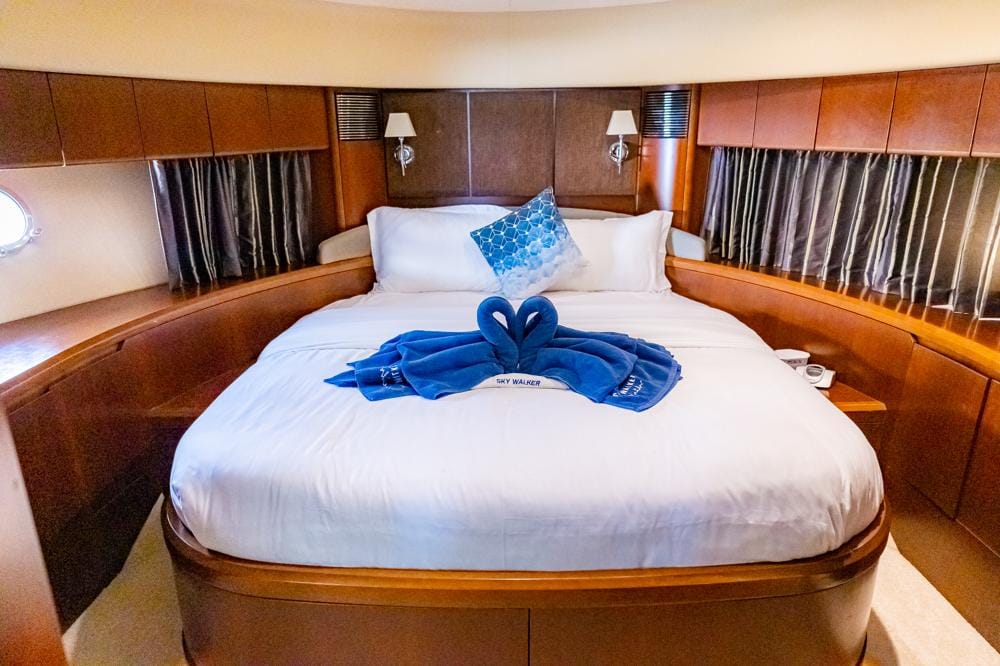 Voyager Elite Seashell 82 Yacht — photo 15