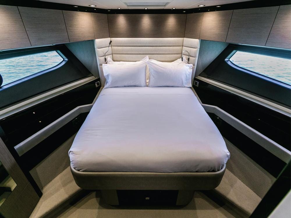 Celestial Majesty Pearl 70 Yacht — photo 11