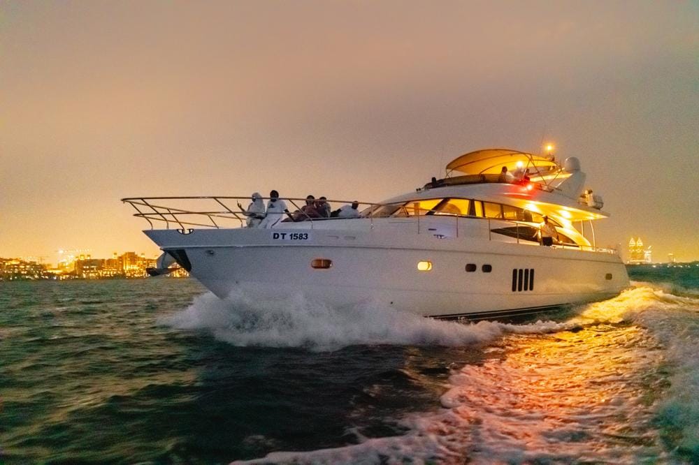 Voyager Elite Seashell 82 Yacht — photo 4