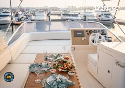 Voyager Elite Motif 60 Yacht — photo 8