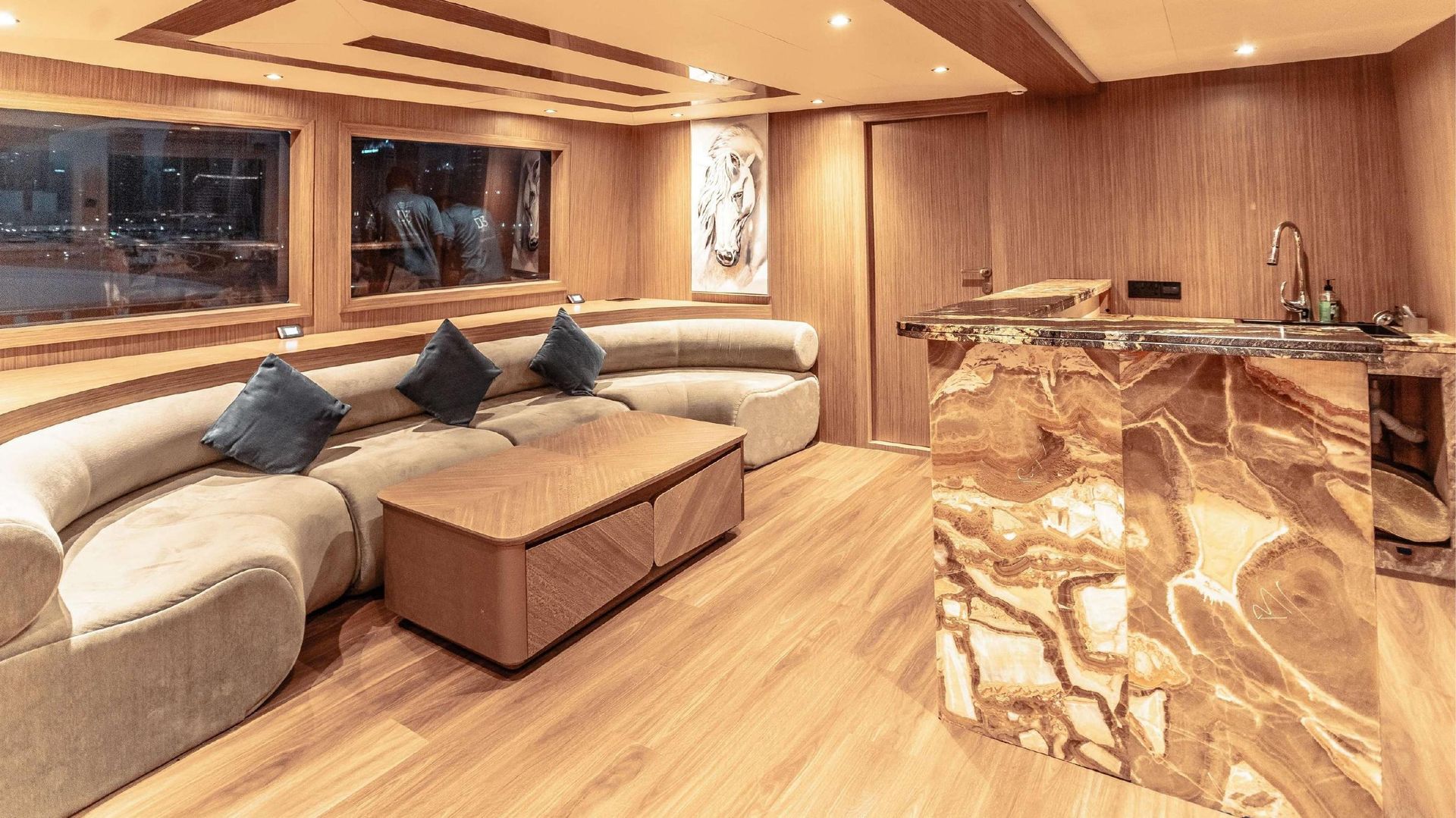 Voyager Elite Levity 160 Yacht — photo 8