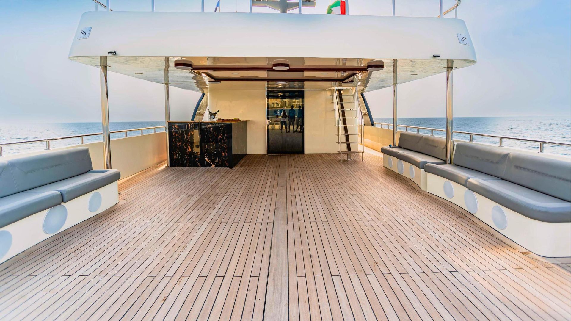 Voyager Elite Levity 160 Yacht — photo 13