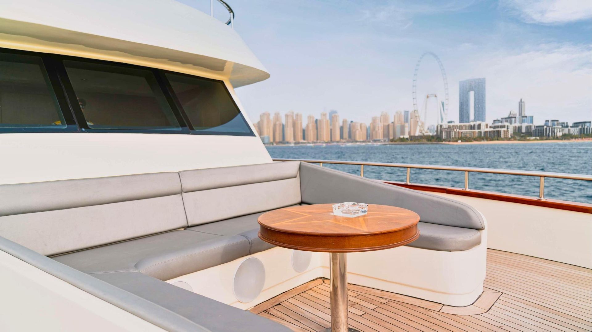 Voyager Elite Levity 160 Yacht — photo 15