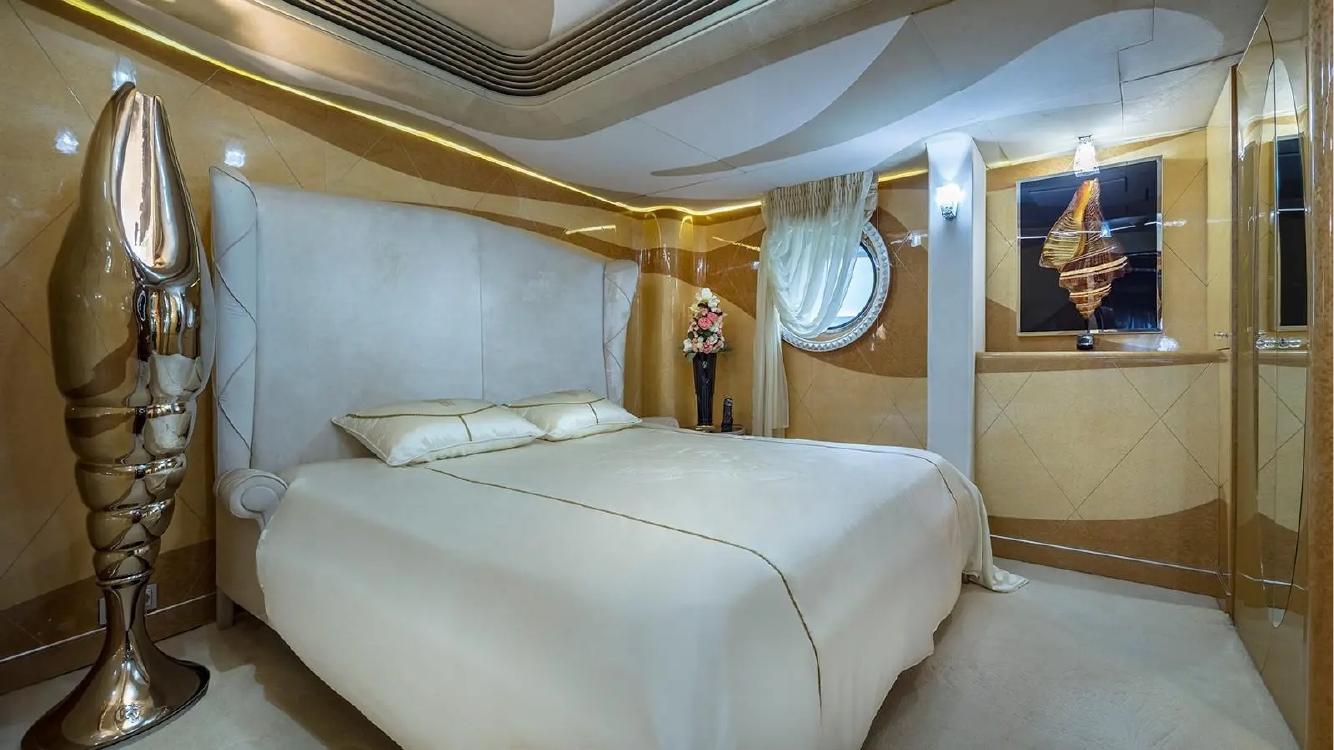 Eclipse Sovereign Defender 170 Yacht — photo 10