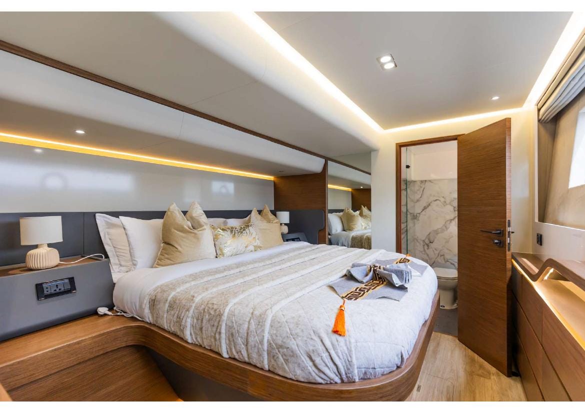 Voyager Elite Aquilare 75 Yacht — photo 13