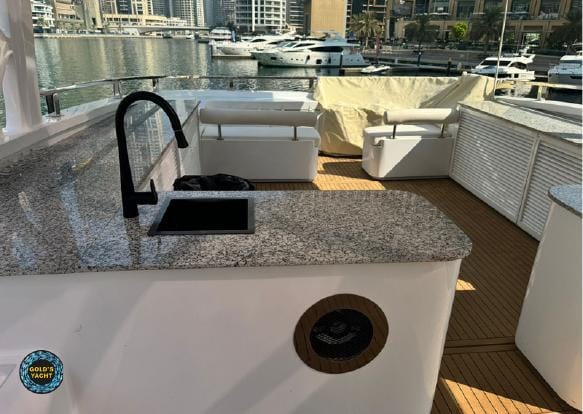 Explorer Goldeon Ivory 120 Yacht — photo 5