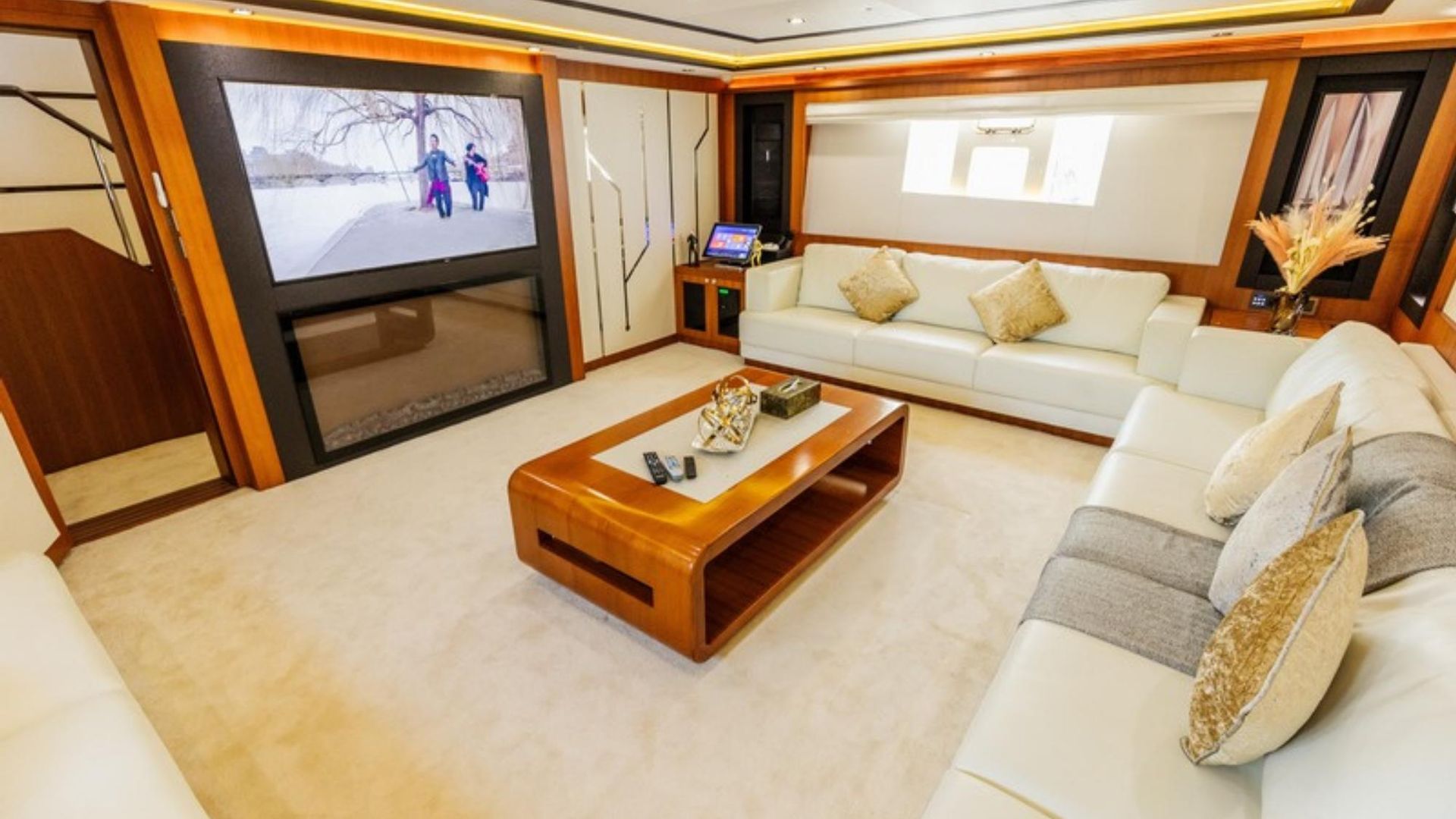 Explorer Goldeon Mystical 100 Yacht — photo 12