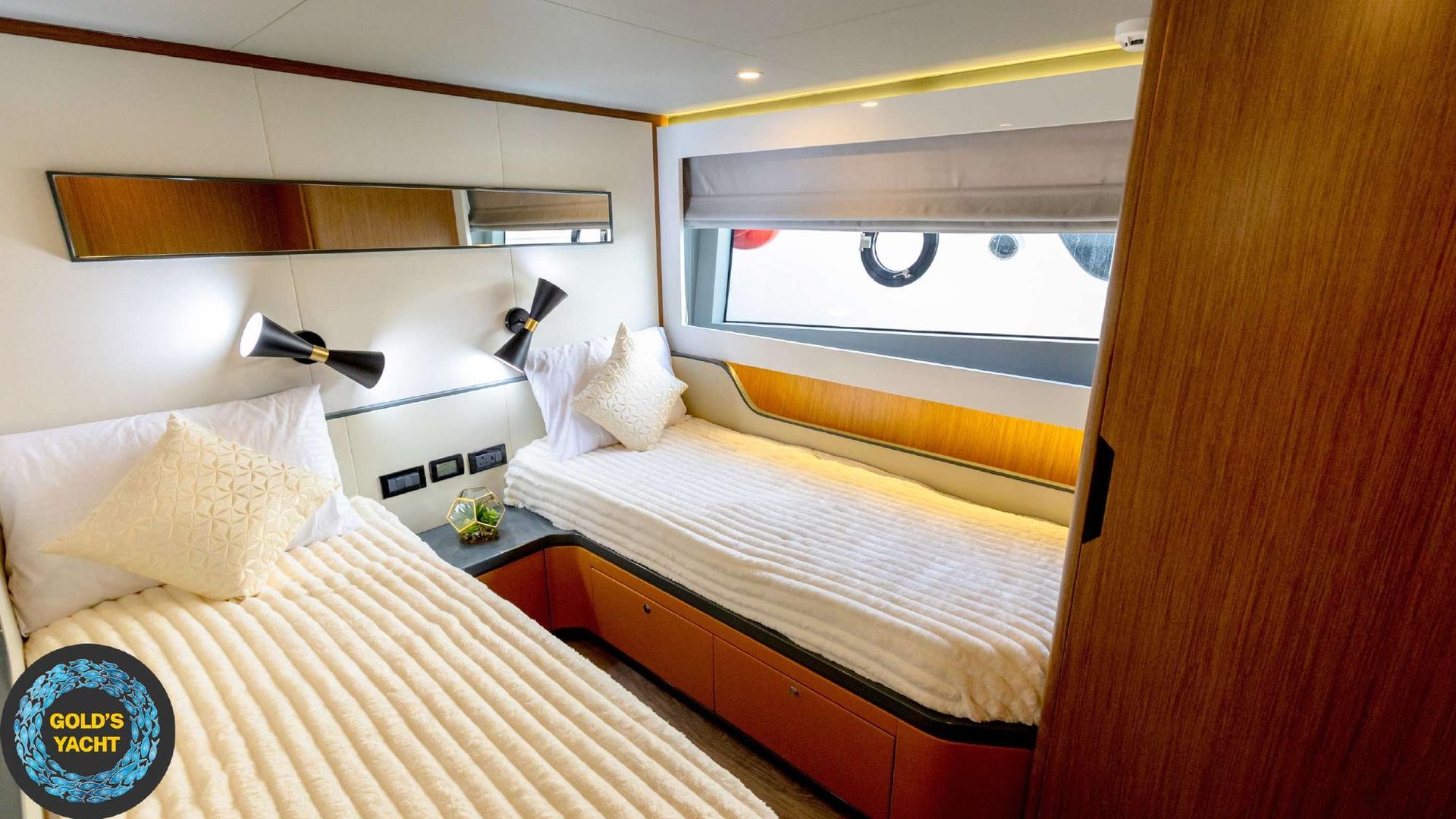 Explorer Goldeon Classy 70 Yacht — photo 13