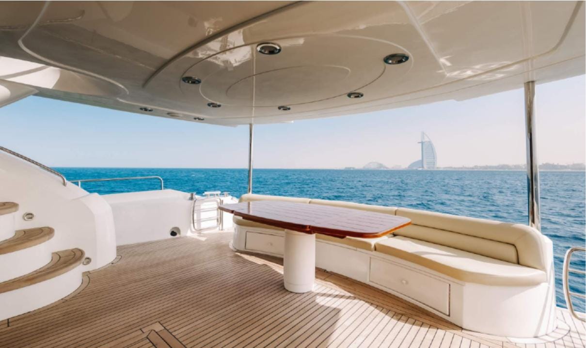 Voyager Elite Meg 87 Yacht — photo 4