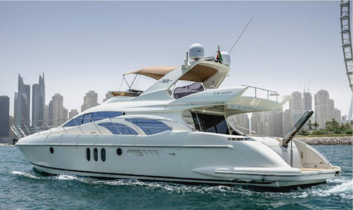 Voyager Elite Astro 67 Yacht — photo 2