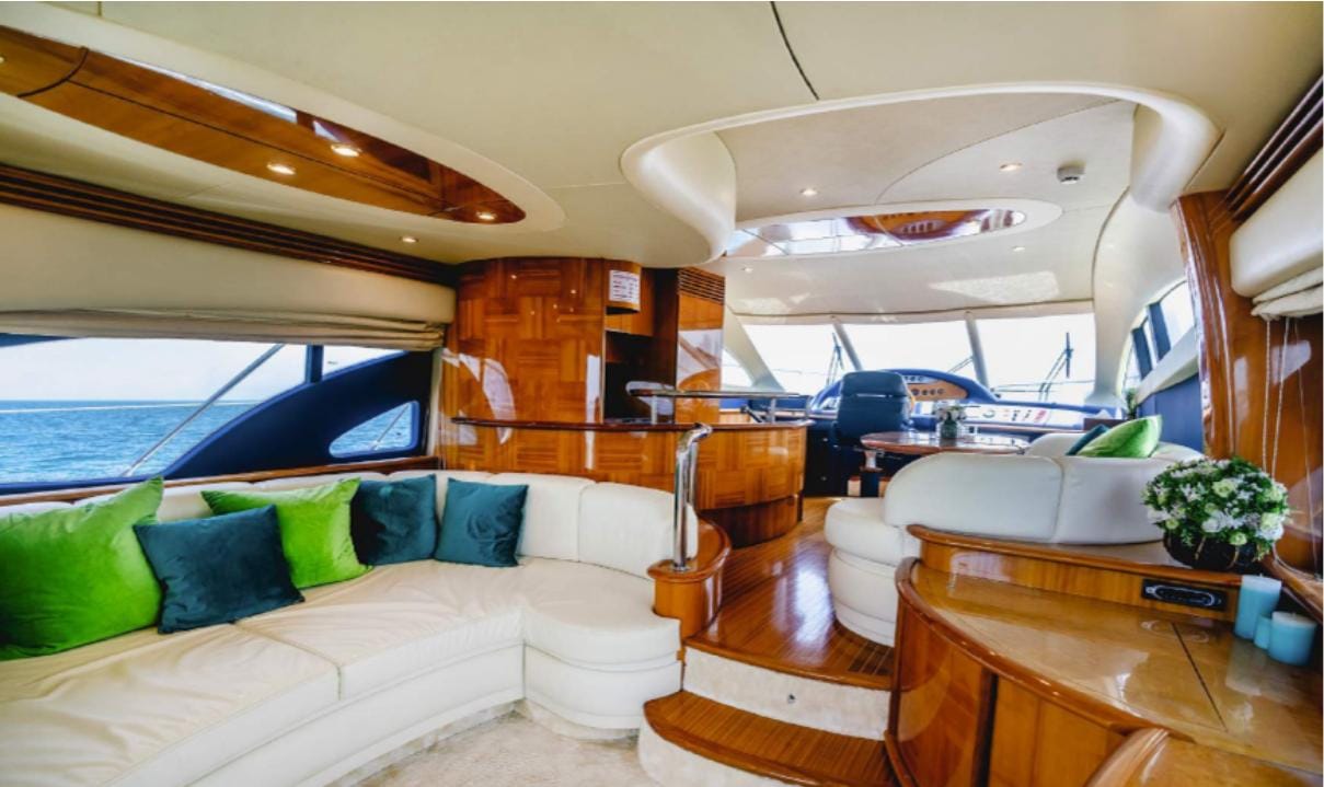 Voyager Elite Astro 67 Yacht — photo 5