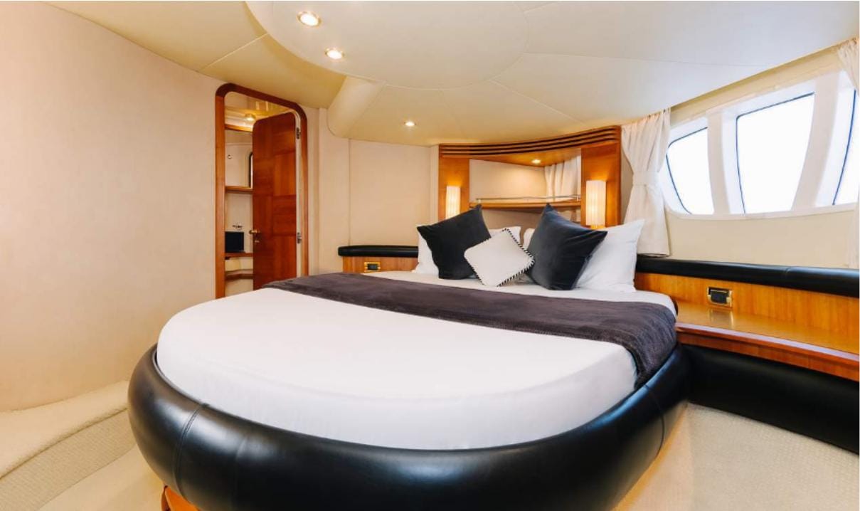 Explorer Goldeon Navi 60 Yacht — photo 5