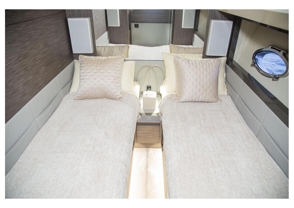 Nalambe 95 Yacht — photo 14