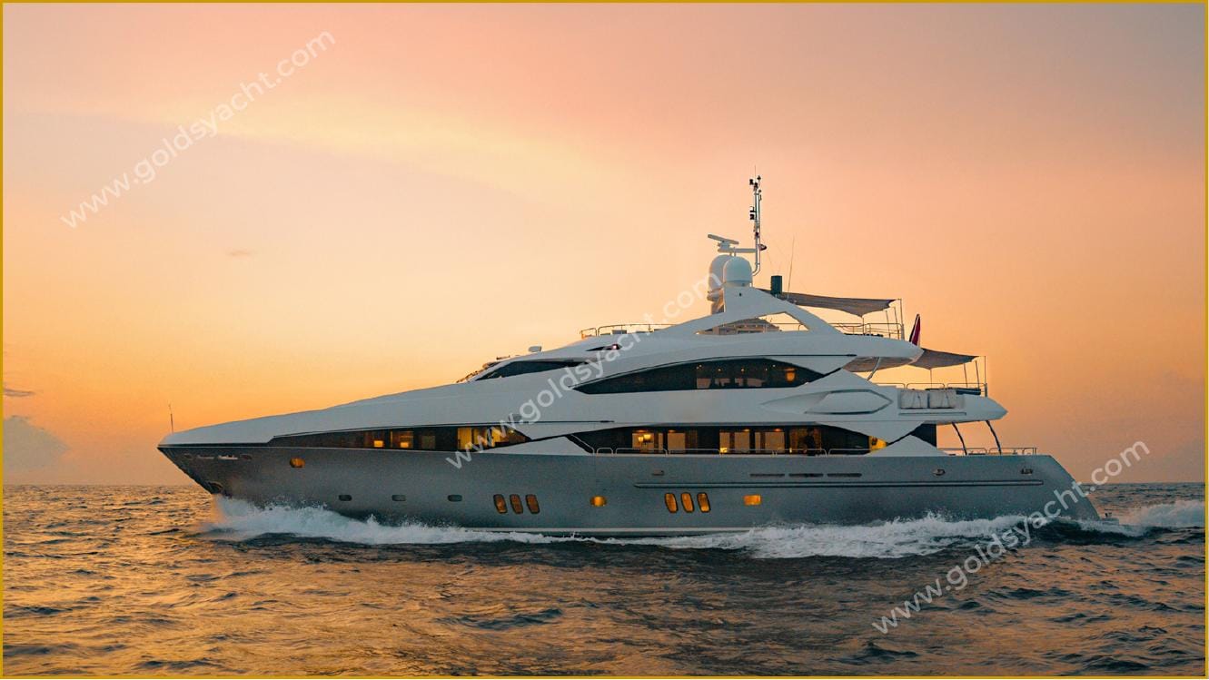 Celestial Majesty Bis 150 Yacht — photo 12