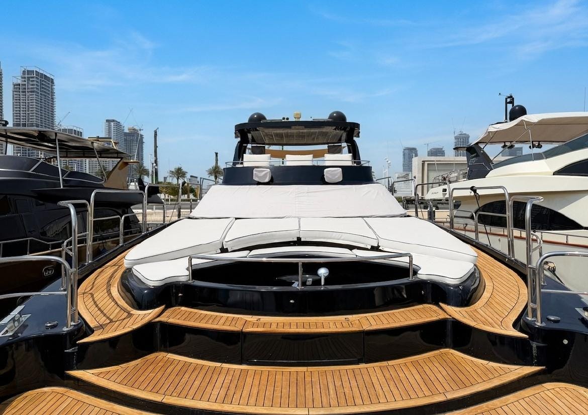 Enigma 100 Yacht — photo 8