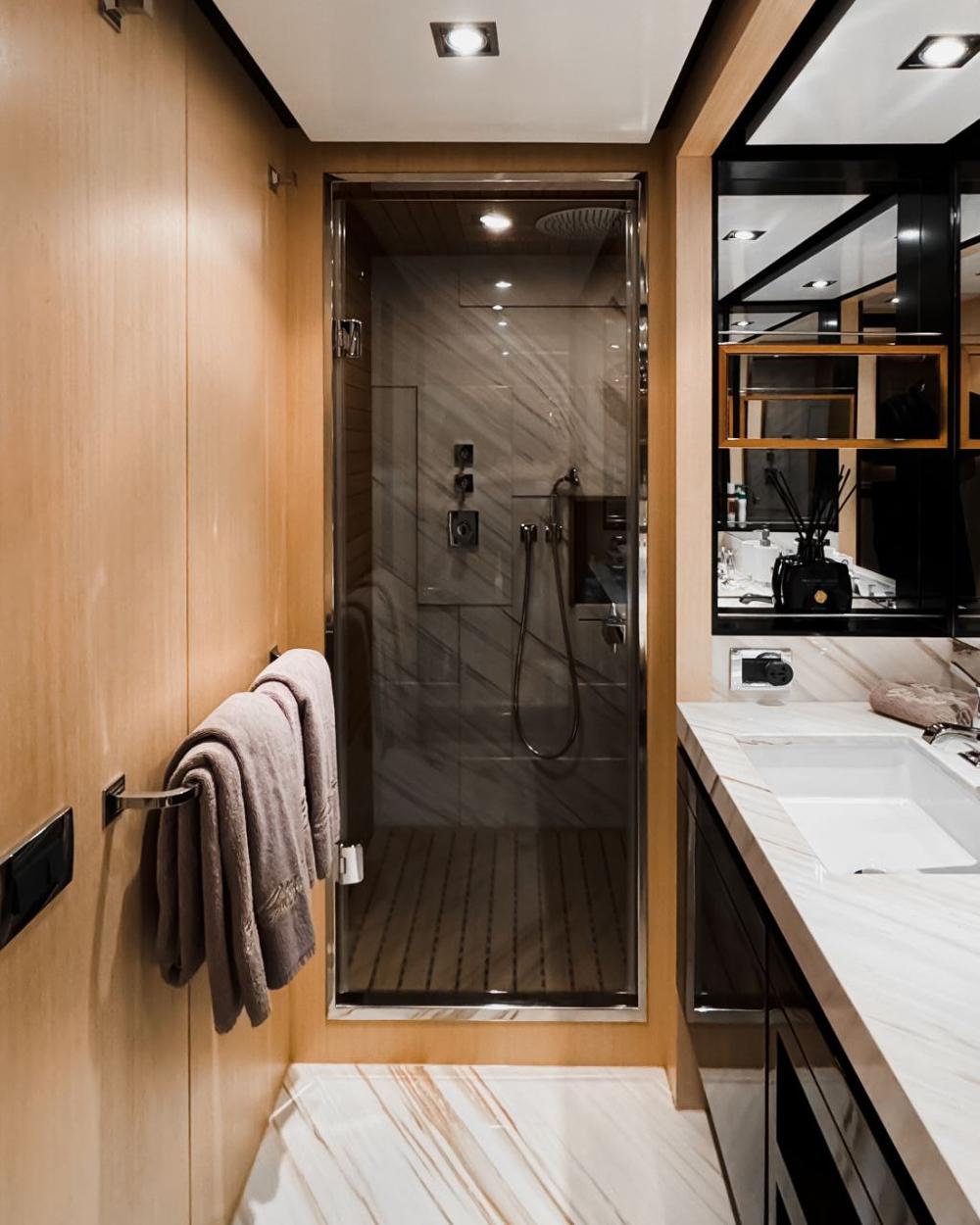 Voyager Elite Bliss 90 Yacht — photo 18