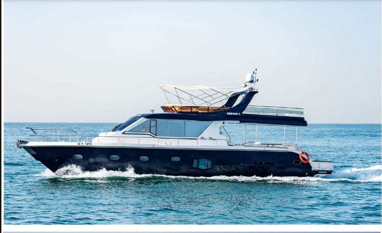 Luxury yacht for rent in Dubai — photo 1