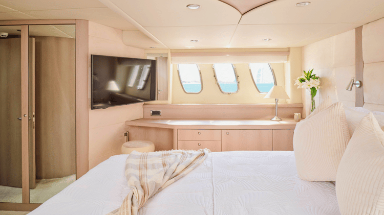 Voyager Elite Kazuki 70 Yacht — photo 9