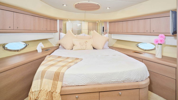Voyager Elite Kazuki 70 Yacht — photo 12