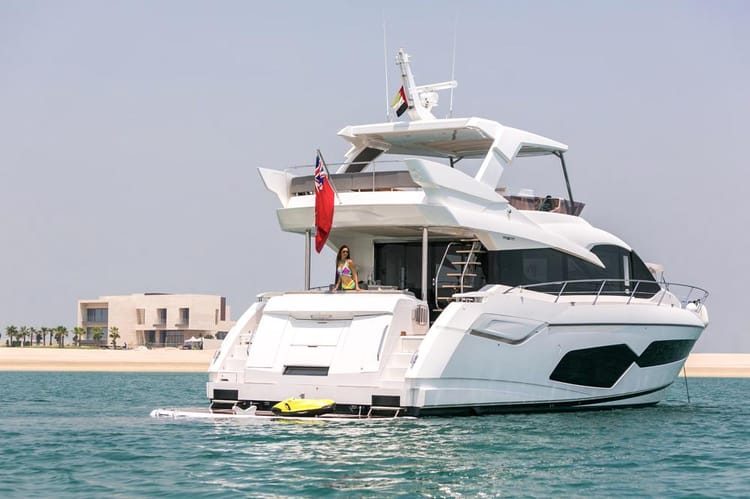 Celestial Majesty Pearl 70 Yacht — photo 2