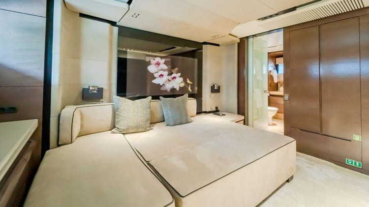 Eclipse Sovereign Odyssey 140 Yacht — photo 22