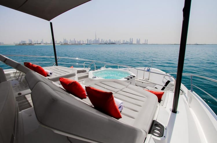 Eclipse Sovereign Moonlight 130 Yacht — photo 6