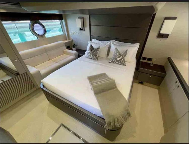 Celestial Majesty Breeze 65 Yacht — photo 11
