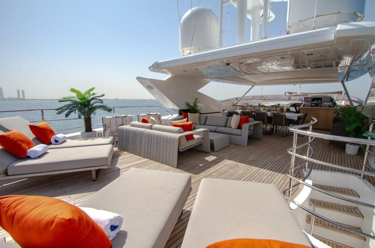 Eclipse Sovereign Moonlight 130 Yacht — photo 7