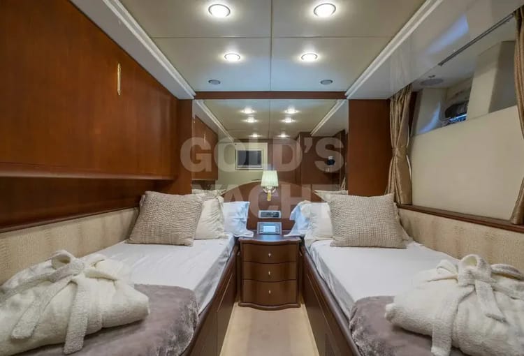 Celestial Majesty Obi-Wan 100 Yacht — photo 12