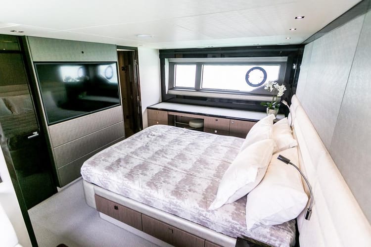 Celestial Majesty Pearl 70 Yacht — photo 10
