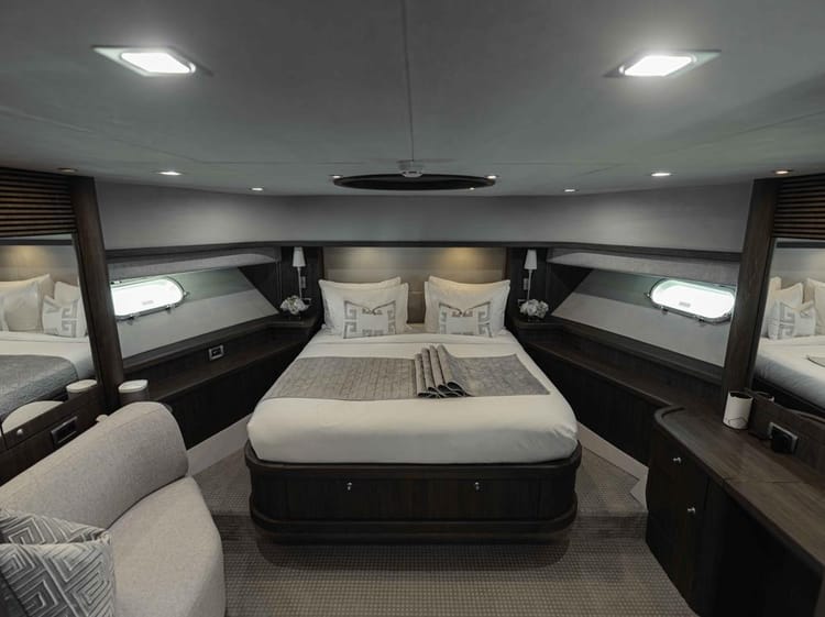Celestial Majesty Dancer 90 Yacht — photo 18