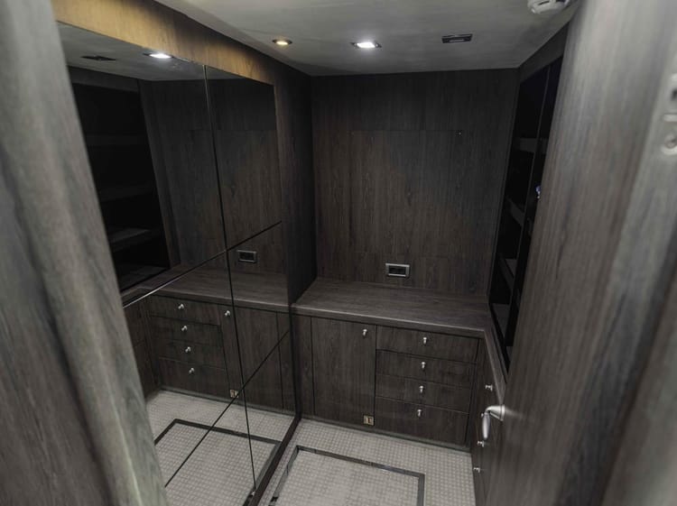 Celestial Majesty Dancer 90 Yacht — photo 16