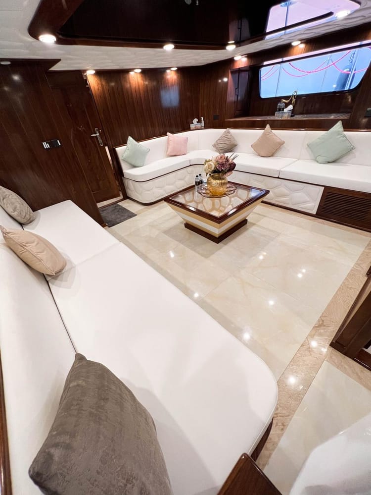 Explorer Goldeon Anthem 95 Yacht — photo 17
