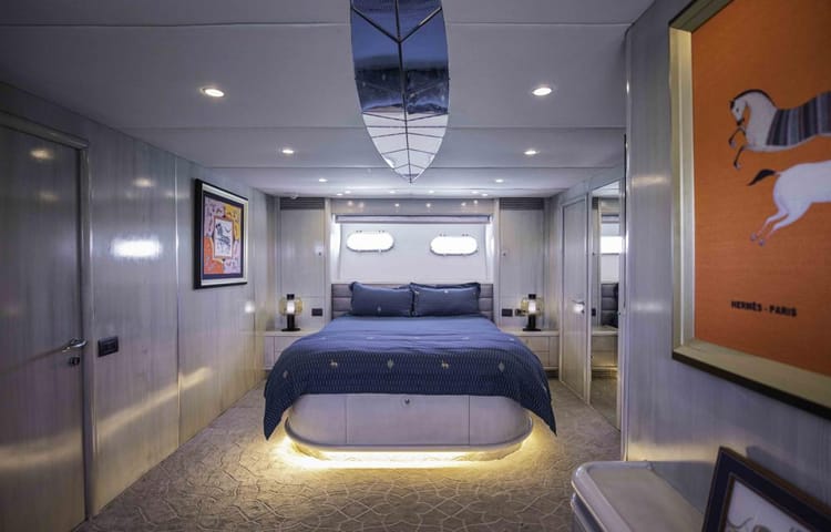 Celestial Majesty Triumph 95 Yacht — photo 12