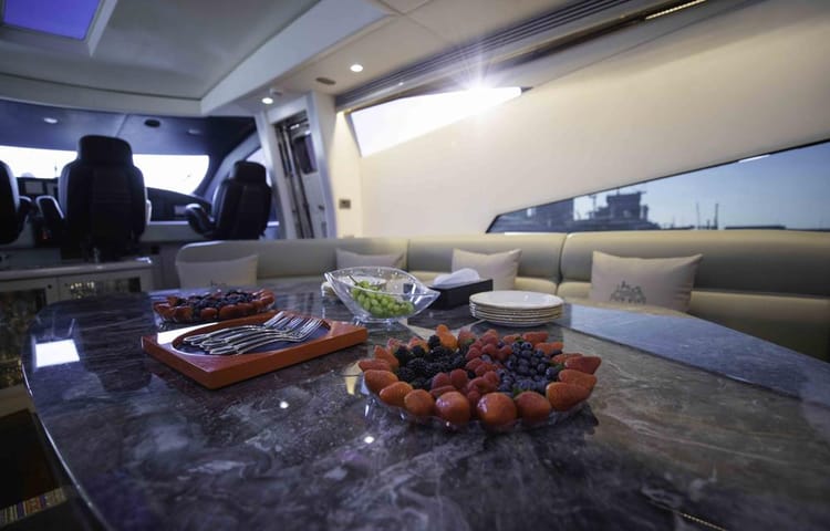Celestial Majesty Triumph 95 Yacht — photo 5