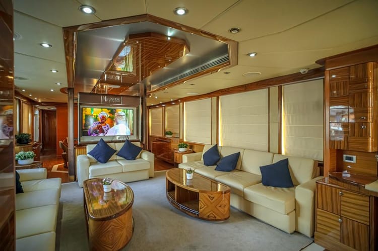 Voyager Elite Melody 105 Yacht — photo 11