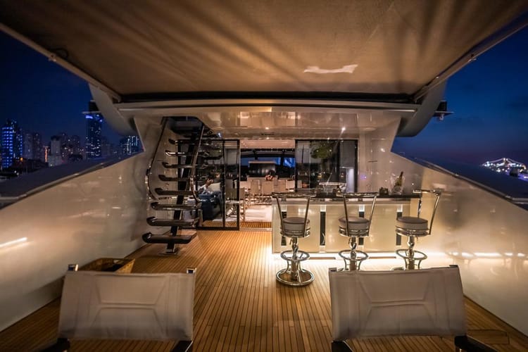 Celestial Majesty Mirage 125 Yacht — photo 10