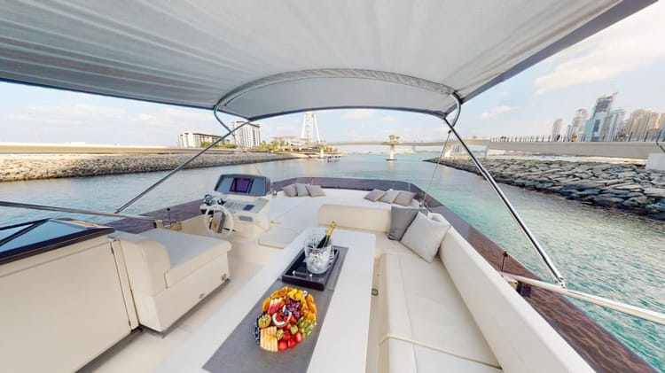Celestial Majesty Charm 75 Yacht — photo 4