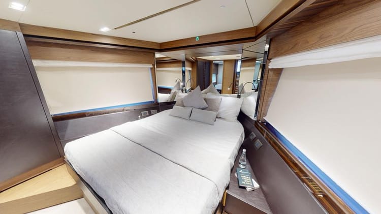 Celestial Majesty Charm 75 Yacht — photo 11