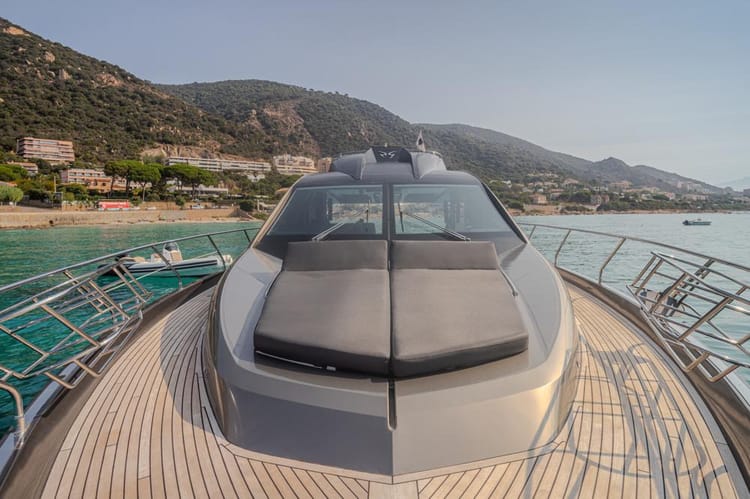 Celestial Majesty Maverick 77 Yacht — photo 5