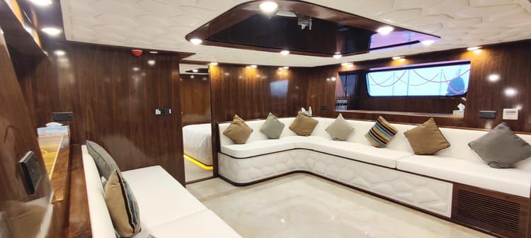 Explorer Goldeon Anthem 95 Yacht — photo 16